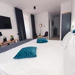 Ataraxya Boutique 3*