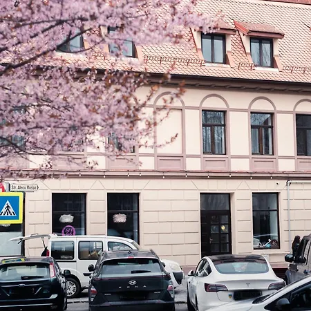 Ataraxya Premium Old Town בית הארחה