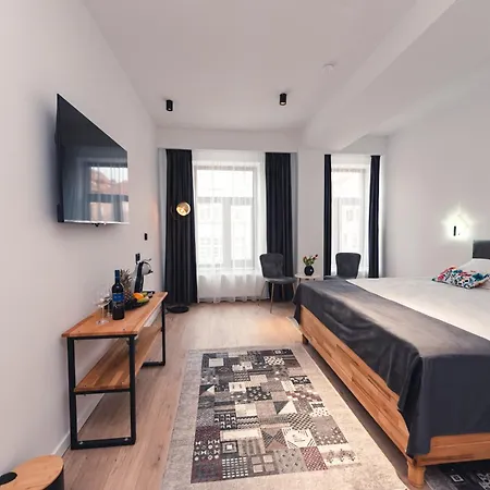 Ataraxya Premium Old Town בית הארחה