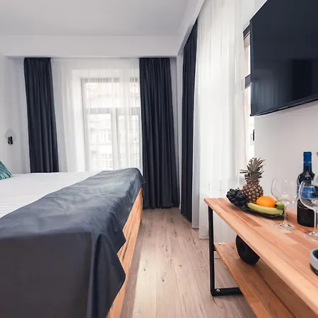 בית הארחה Ataraxya Premium Old Town 3*